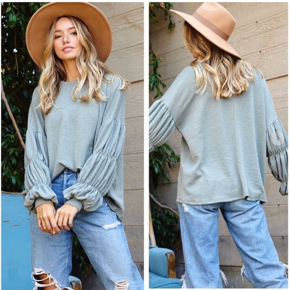 Women’s Boho Chic Wisteria Blue Shirred Long Sleeve Lantern Solid Knit Top Large